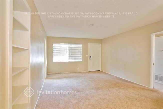 Foto del edificio - 719 Erica St