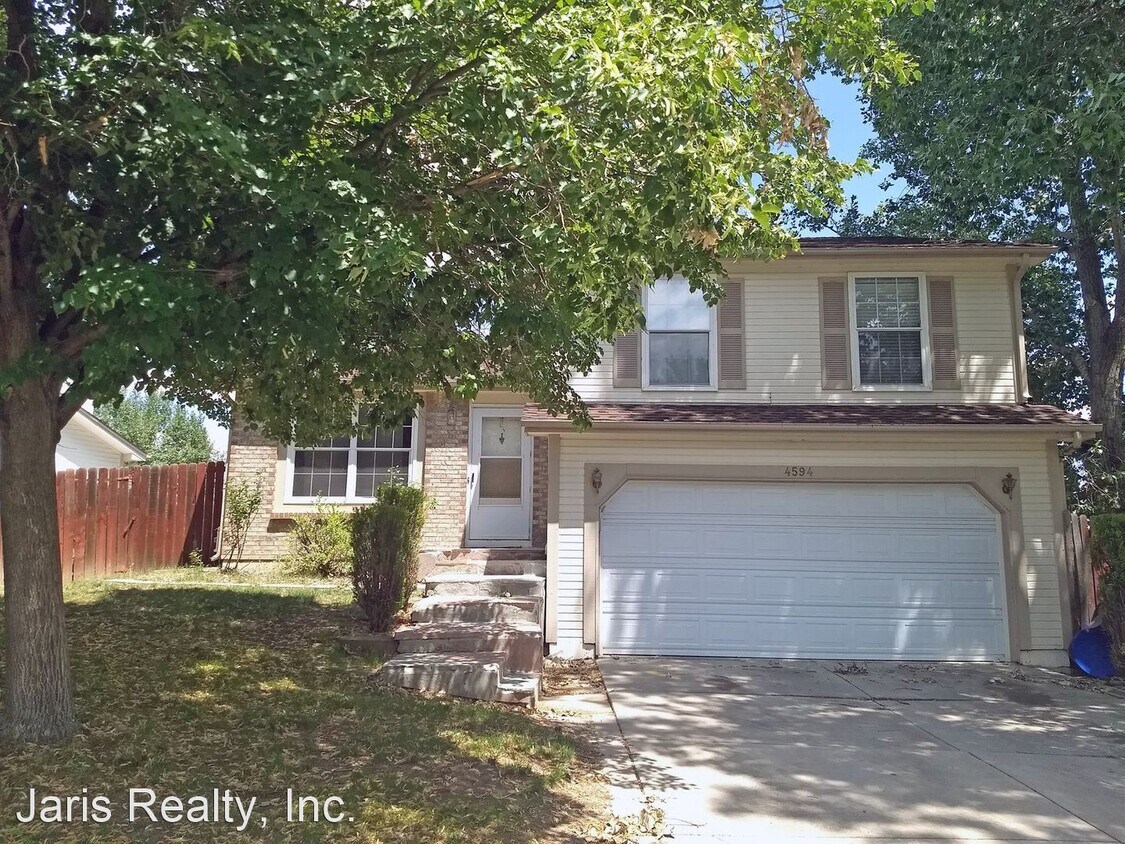 Primary Photo - 3 br, 2 bath House - 4594 S. Richfield St.