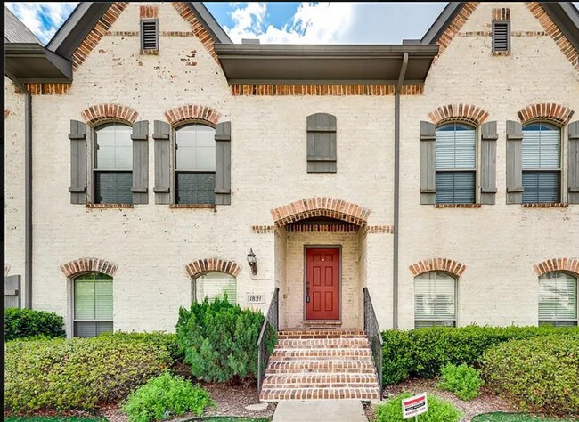 Building Photo - 1821 Desoto Dr