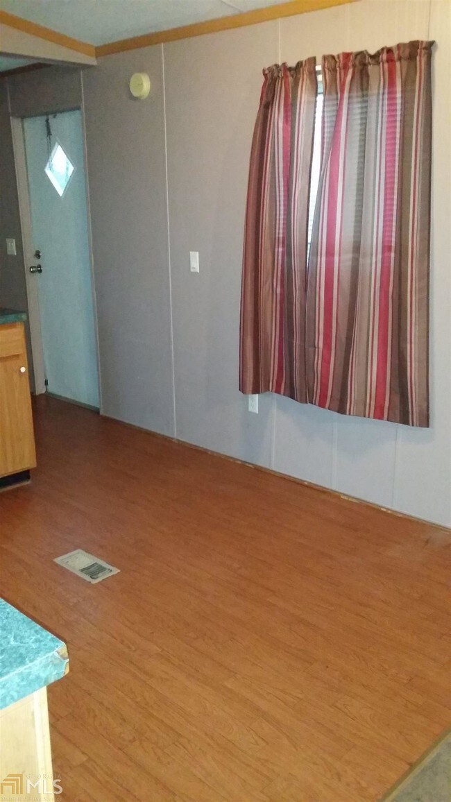 Foto del edificio - 2253 Bellew Dr