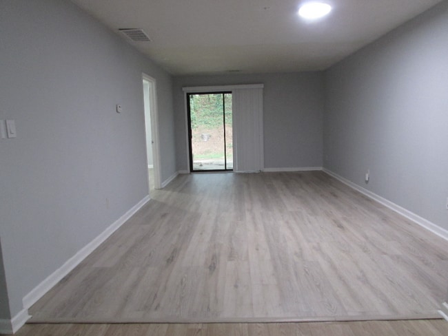 Building Photo - 3948 Henry Ct