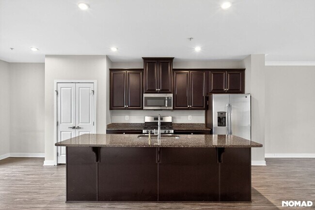 Foto del edificio - 2831 Toles Park Dr