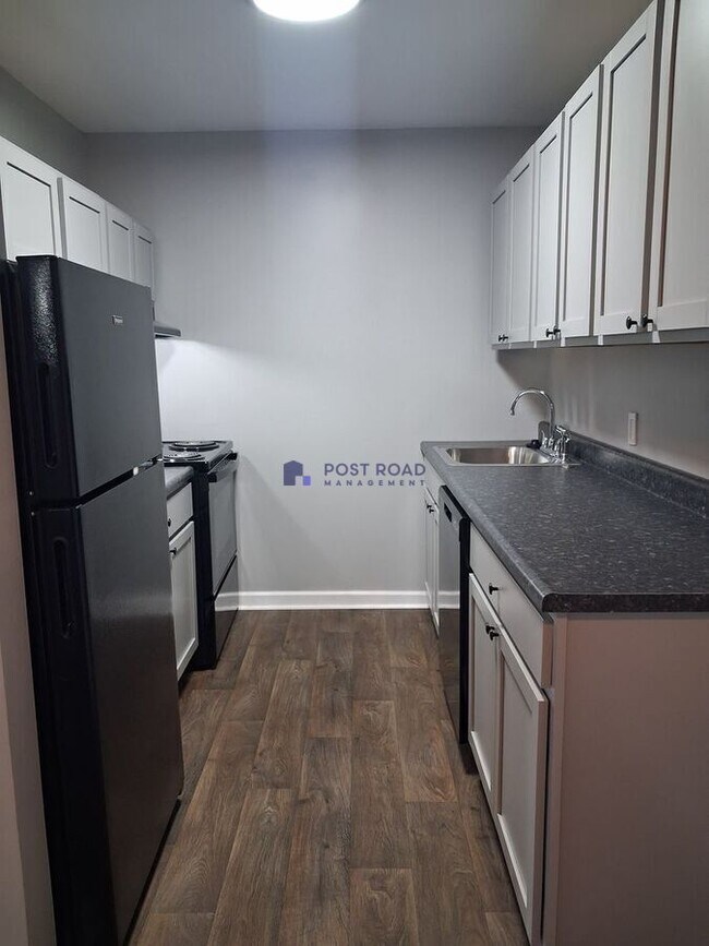 Foto del edificio - 2942 S Osage Ave