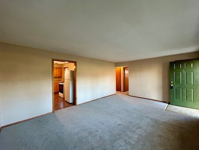 Foto del edificio - 6617 Forest Ln