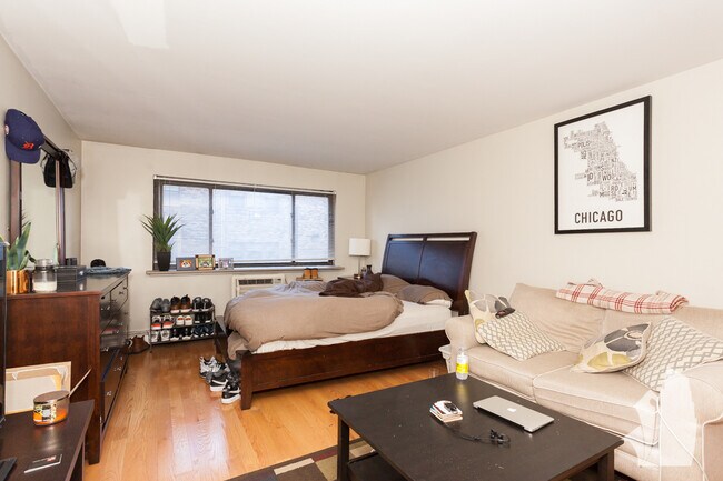 Foto del edificio - 607 W Wrightwood Ave