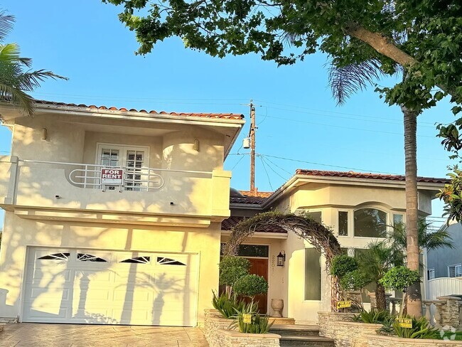 Building Photo - 22014 Anza Ave