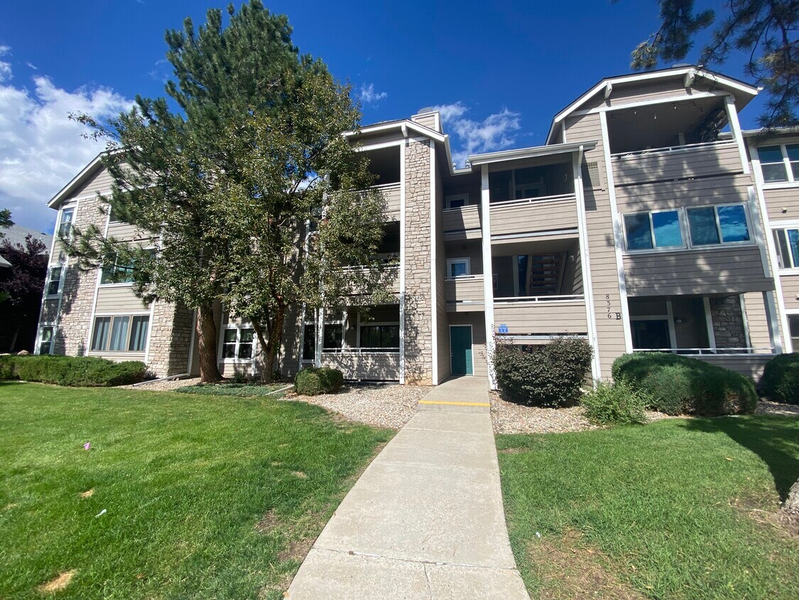 8376 S Upham Way Unit B103, Littleton, CO 80128 Condo for Rent in
