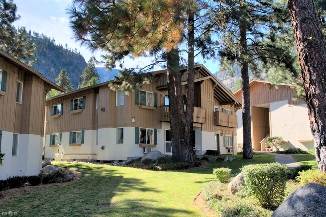 525 Alpine Pl Unit Apt H1, Leavenworth, WA 98826 Condo