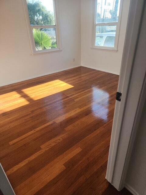 Foto del edificio - 1739 S Tremont St