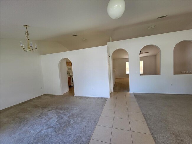 Building Photo - 4541 SE 30th St