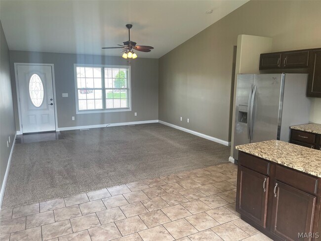 Building Photo - 32 Rolling Rock Creek Ct