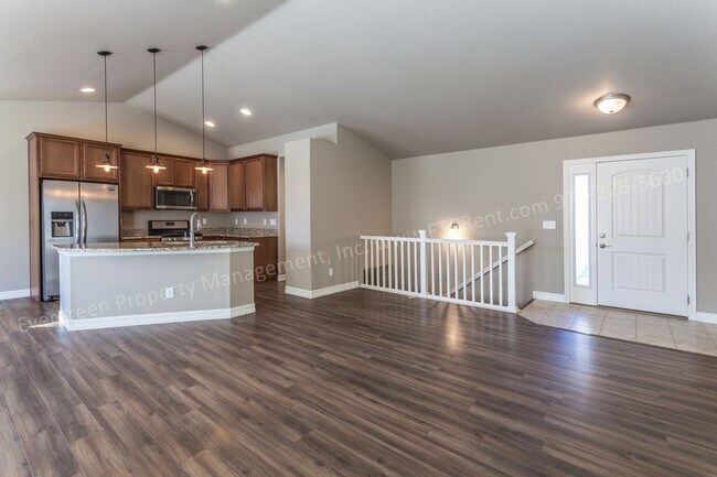 Foto del edificio - Beautiful 3-Bedroom home in East Fort Coll...
