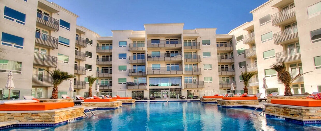Primary Photo - The Ricchi Luxury Condominiums