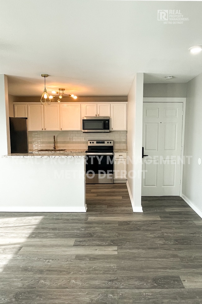 Foto del edificio - 22148 Dante St