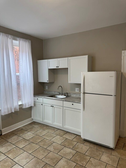 Foto del edificio - 3109 California Ave