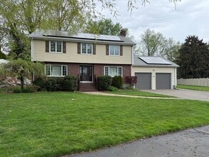 Building Photo - 78 Rosewood Dr