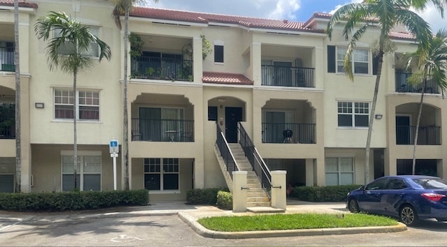 Building Photo - 5960 W Sample Rd