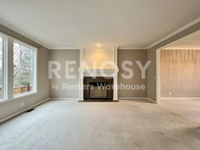 Building Photo - 15861 Linden St