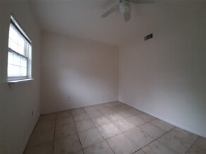 Building Photo - 4542 Otterbury Dr Building Photo - 4542 Otterbury Dr