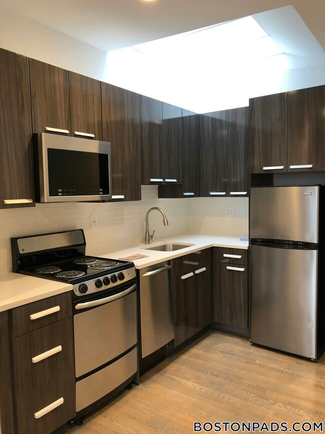 Foto del edificio - 88 W Cedar St