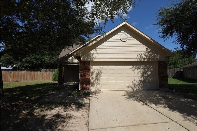 Building Photo - 807 Sycamore Ridge Ln