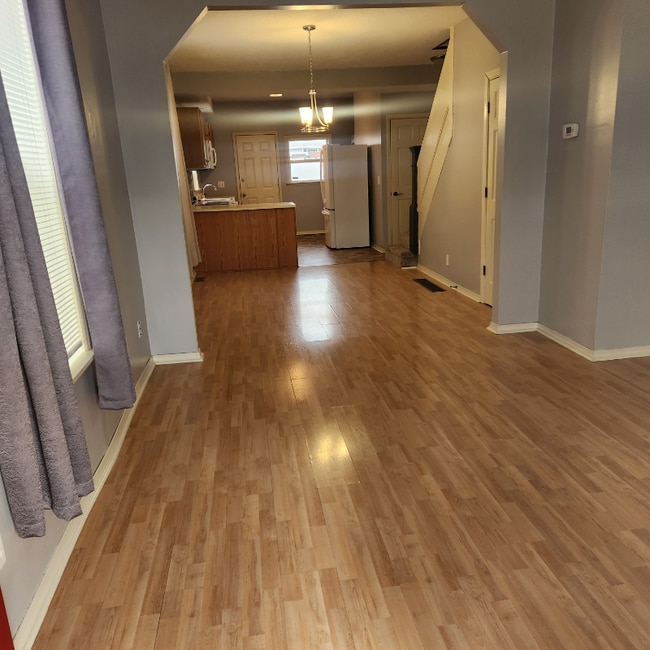 Building Photo - 504 Elsmere St