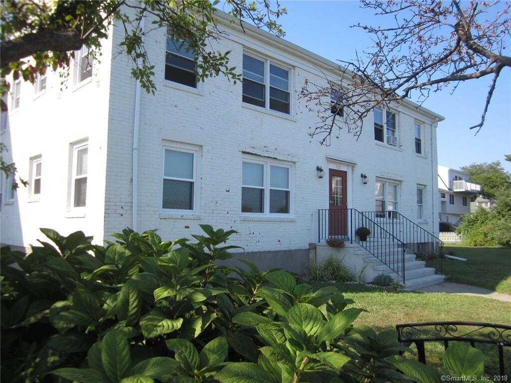 Primary Photo - 212 Point Beach Dr