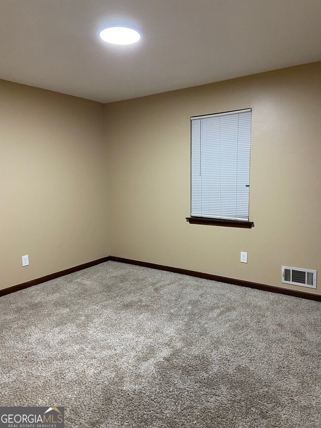 Building Photo - 409 Ovara Ct
