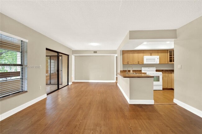 Foto del edificio - 9255 SW 125th Ave