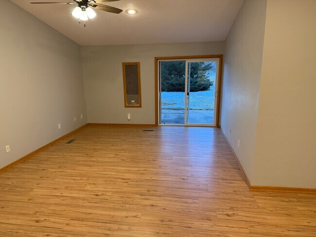 Foto del edificio - 2398 60th Ave