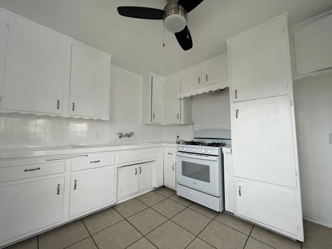 Foto del edificio - 2604 Mathews Ave