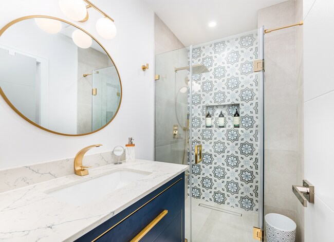 Photo du bâtiment - 1620 Islington Av