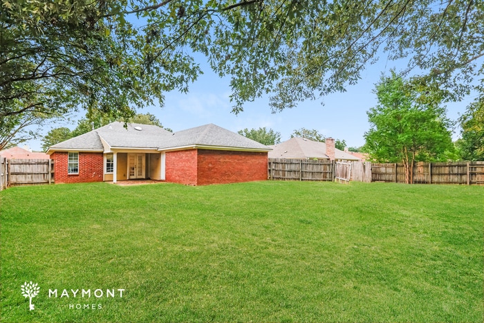 Foto del edificio - 309 White Oak Dr