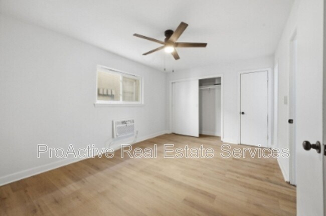 Foto del edificio - 2065 E Ocean View Ave