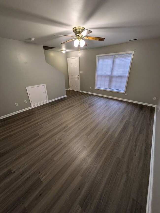 Foto del edificio - 2BD/1.5 Townhome At Viewpoint in Hickory