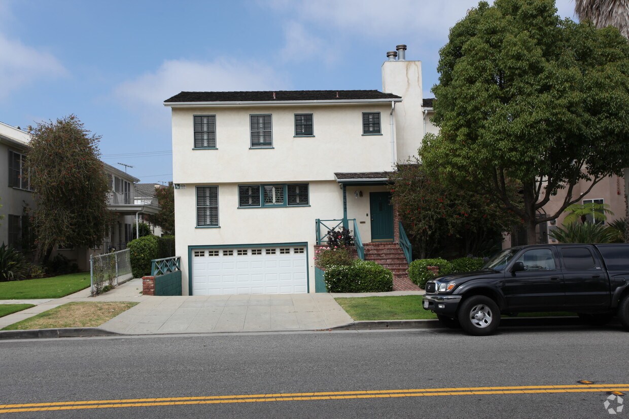 Primary Photo - 1131 17th St