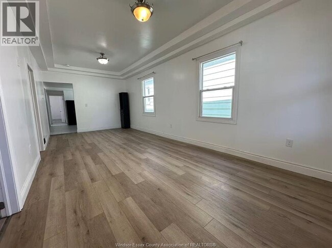 Building Photo - 455 Aylmer Ave
