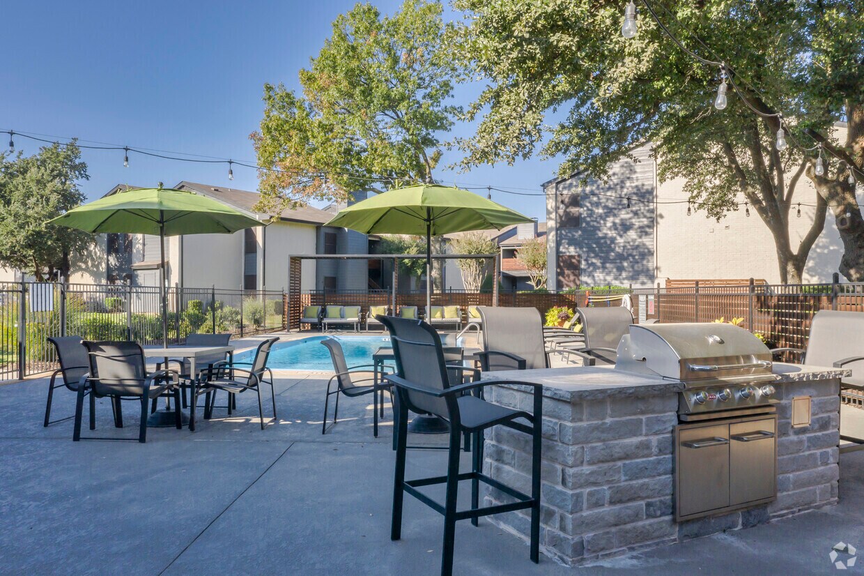 Foundation at Cityline Apartments in Richardson, TX