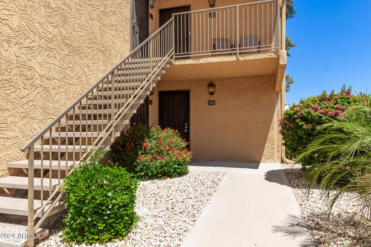 8500 E Indian School Rd Unit 140, Scottsdale, AZ 85251 Room for Rent