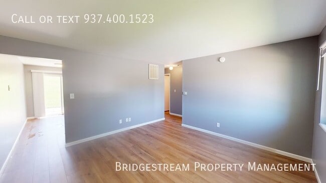 Building Photo - Cozy 2 bedroom, 1 bath ranch unit in Huber...