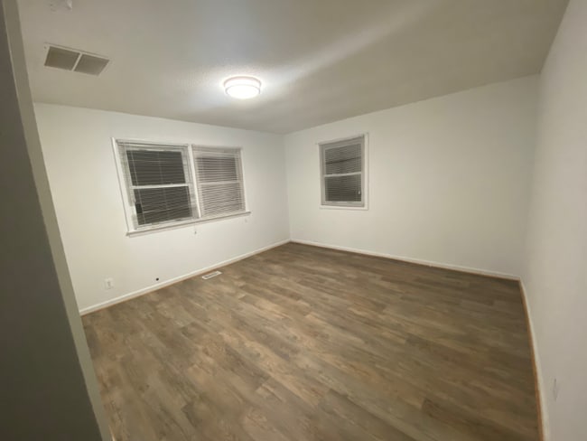 Photo - 4xxx Lees Corner Rd House