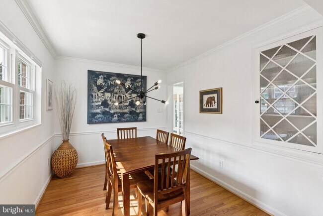 Building Photo - 5006 Flanders Ave