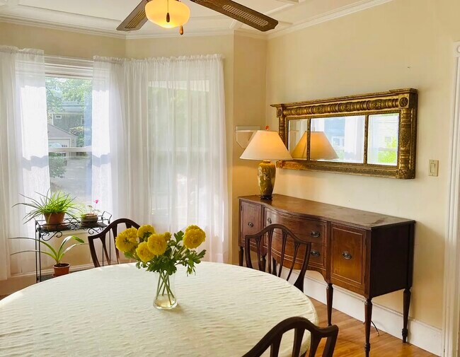 Foto del edificio - 123 Glenwood Ave