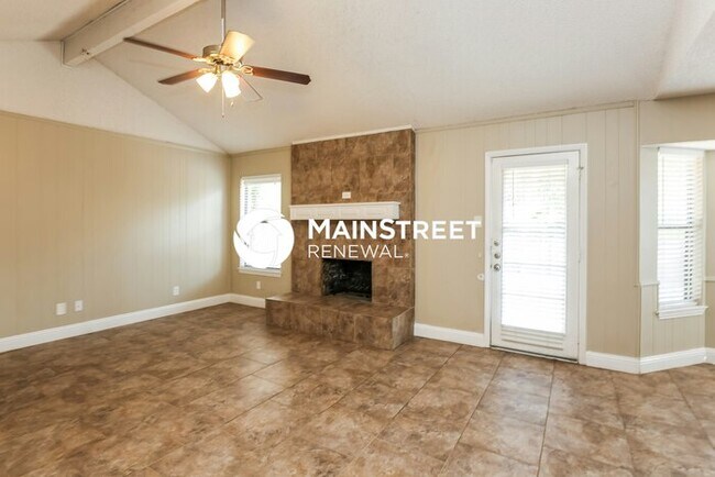 Foto del edificio - 3 Bedroom Pet-Friendly Home in Watauga, TX...