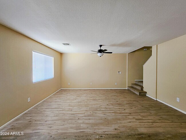 Building Photo - 42550 W Hillman Dr