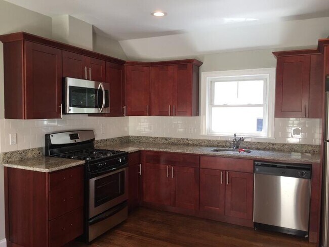 Building Photo - 42 Neponset Ave