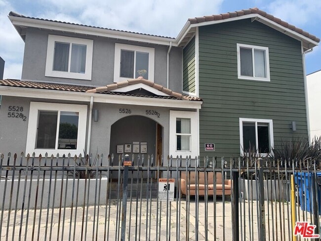 Foto del edificio - 5526 Barton Ave