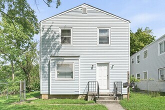Building Photo - 108 Columbian Ave