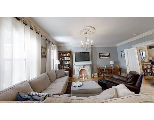 Primary Photo - 45 Baldwin St