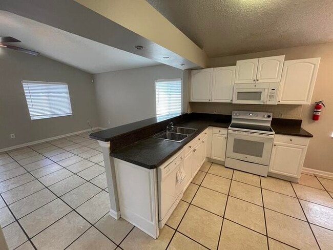 Building Photo - 2665 Montego Bay Blvd